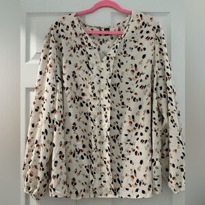 SHEIN Cream and Black Patterned Blouse (Size 4XL)